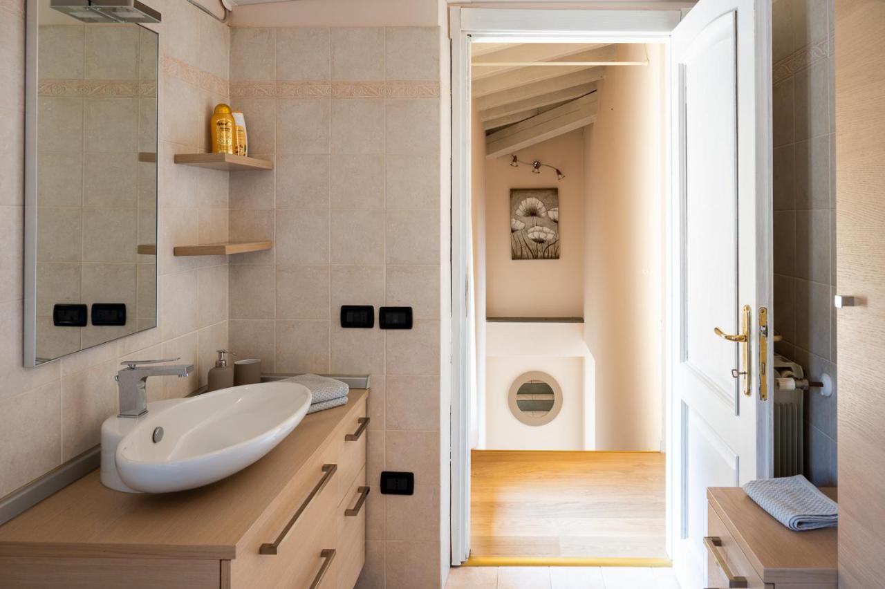 Appartamento Casa Del Sole Pisogne Esterno foto