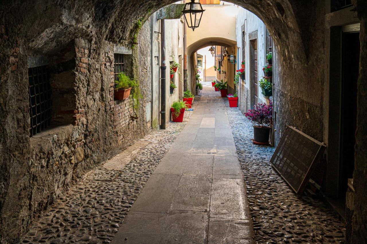 Appartamento Casa Del Sole Pisogne Esterno foto